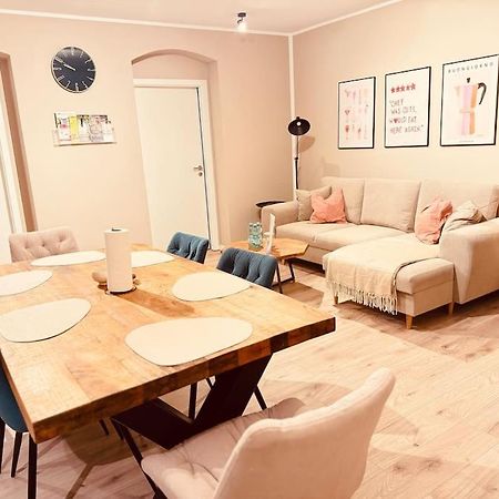 3 Raum City-Apartment - 5Min Zum Hbf Grupello-1 ดุสเซลดอร์ฟ ภายนอก รูปภาพ